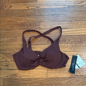 La Blanca Women's Chocolate Twist Front Bikini Top 12